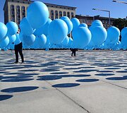 &Scaron;imtai a&scaron;arų Talino aik&scaron;tėjo, skirtų paminėti Tremties dieną