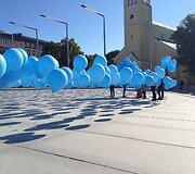 &Scaron;imtai a&scaron;arų Talino aik&scaron;tėjo, skirtų paminėti Tremties dieną