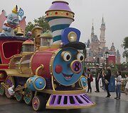 Kinijoje atidarytas &bdquo;Disney&ldquo; pramogų parkas