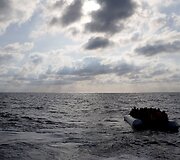 Laivas Viduržemio jūroje gelbsti i&scaron;sekusius &Scaron;iaurės Afrikos migrantus