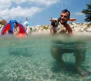Kroatijoje įkurtas specialus paplūdimys poilsiautojams su &scaron;unimis