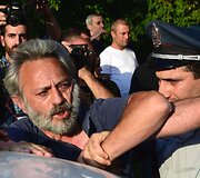 Ginkluota grupė užėmė policijos ir Vidaus reikalų ministerijos pajėgų pastatą Jerevane