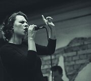 Gintarė &Scaron;migelskytė ir Justas Čeponis. Koncerto &bdquo;La Vie Boheme&ldquo; @ &bdquo;Que pasa&ldquo; akimirka