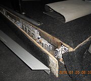 Mikroautobuse slėpta cigarečių kontrabanda