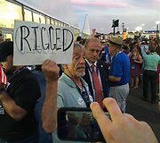 Bernie Sandersą palaikantys amerikiečiai Filadelfijoje