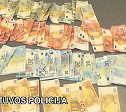 Sulaikyti pinigai
