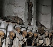 &Scaron;iurpiosios kapucinų katakombos Palerme