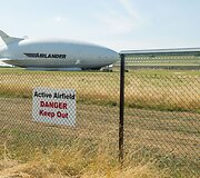Nukrito didžiausias pasaulyje orlaivis &bdquo;Airlander 10&ldquo;