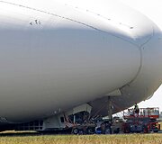 Nukrito didžiausias pasaulyje orlaivis &bdquo;Airlander 10&ldquo;