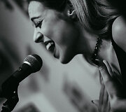 Kristina Radžiukynaitė. Koncerto La Vie Boheme @Tesla pub akimirka