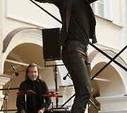 Federico Ordonezo pasirodymas Vilniaus universiteto kieme