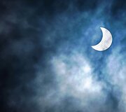 Afrikoje astronomai ir mėgėjai gėrėjosi žiediniu saulės užtemimu