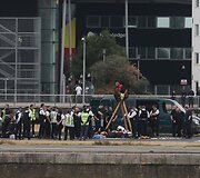 Judėjimo &bdquo;Black Lives Matter&ldquo; protestuotojai blokavo Londono oro uostą