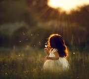 Pogimdyminę depresiją per fotografiją įveikusi mama fotografuoja dukrą norėdama jos atsipra&scaron;yti