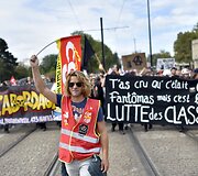 Prancūzijos darbo rinkos reformos įžiebė naujus protestus