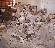Sirijoje subombarduota humanitarinę pagalbą gabenusi sunkvežimių vilkstinė