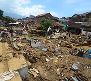 Indonezijoje potvyniai sukėlė nuo&scaron;liaužas