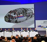 Olandų tyrėjai pristato baudžiamojo tyrimo dėl Ukrainoje numu&scaron;to MH17 lainerio i&scaron;vadas