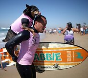 &Scaron;unų banglentininkų konkursas Kalifornijoje