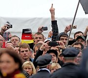 Vokietijos kanclerė per &scaron;alies suvienijimo metinių minėjimą Dresdene pasitikta protestuotojų užgaulėmis