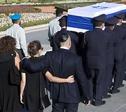 Shimono Pereso laidotuvių ceremonija Izraelyje