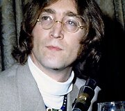 8. Muzikantas Johnas Lennonas &ndash; 12 mln. dolerių