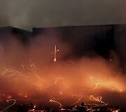 Gaisras migrantų stovykloje Kalė