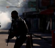 Rio de Žaneire po 11 žmonių žūties policija pradėjo didelę operaciją viename lū&scaron;nyne
