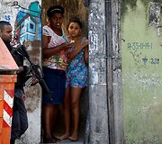 Rio de Žaneire po 11 žmonių žūties policija pradėjo didelę operaciją viename lū&scaron;nyne