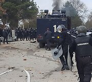 Bulgarijos pabėgėlių stovykloje migrantai susirėmė su policija