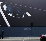 Telefonų ekranai užvaldę Londono gyventojus