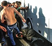 Turkai spardo kareivį dalivavusį nepavykusiame perversme