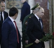 Rusija atsisveikina su Turkijoje nužudytu ambasadoriumi
