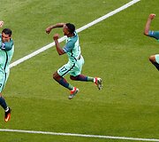 Portugalų futbolininkai &scaron;venčia pergalę prie&scaron; Vengriją