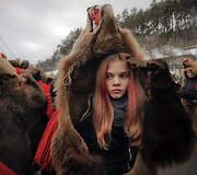 Naujų metų pradžios me&scaron;kų &scaron;okis Rumunijoje