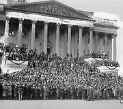 Minia per Calvino Coolidge'o inauguraciją 1925 m.