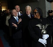 Žmonės renkasi į Donaldo Trumpo inauguraciją  Va&scaron;ingtone