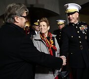 Žmonės renkasi į Donaldo Trumpo inauguraciją  Va&scaron;ingtone