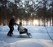 Kanadiečiai Kvebeko mi&scaron;ke i&scaron;liejo 13 km kelią pačiūžoms