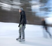 Kanadiečiai Kvebeko mi&scaron;ke i&scaron;liejo 13 km kelią pačiūžoms