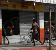 Brazilijos Espirito Santo valstijos policijai paskelbus streiką kilo chaosas