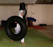 Afganistanietės &ndash; &Scaron;aolino kung fu kovotojos