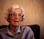 Dorothy Hodgkin &ndash; Apdovanota Nobelio premija už proteinų kristalografijos atradimą