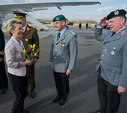 Vokietijos gynybos ministrė Ursula von der Leyen atvyko į Lietuvą