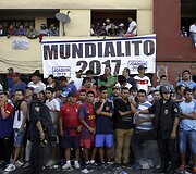 Gatvės futbolo čempionatas Peru sostinėje 