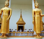 Tailandiečiai su priklausomybėmis kovoja atokiame budistų vienuolyne
