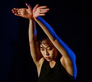 Kauno &scaron;okio teatro &bdquo;Aura&ldquo; premjera &ndash; &scaron;okio spektaklis &bdquo;Noriu maitinančios dienos i&scaron; tavo rankų&ldquo;