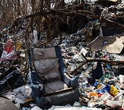 Filadelfijos Kensingtono rajone įsikūrusi heroiną vartojančių narkomanų stovykla