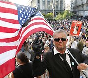 Briuselyje keli tūkstančiai žmonių protestavo prie&scaron; Trumpo vizitą