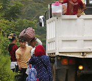 Tūkstančiai gyventojų sprunka i&scaron; pietinio Filipinų regiono